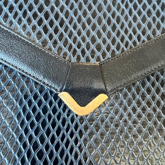 Vintage Koret Pebbled Leather Navy Gold Hardware Envelope Clutch - Picture 9 of 9